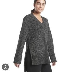 MOVING SALE! Athleta Shasta Chunky V-Neck Sweater
